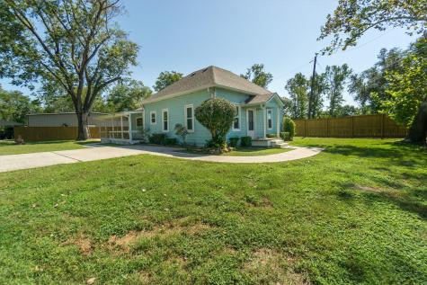 2004 Street Christopher Avenue League City TX 77573