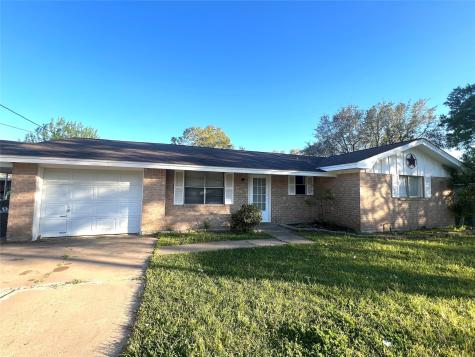 404 Doris Street El Campo TX 77437