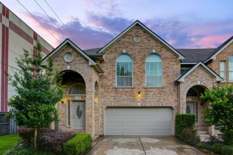 7630 N Linpar Court Houston TX 77040