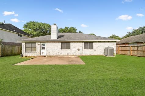 1242 Hunter Wood Drive League City TX 77573