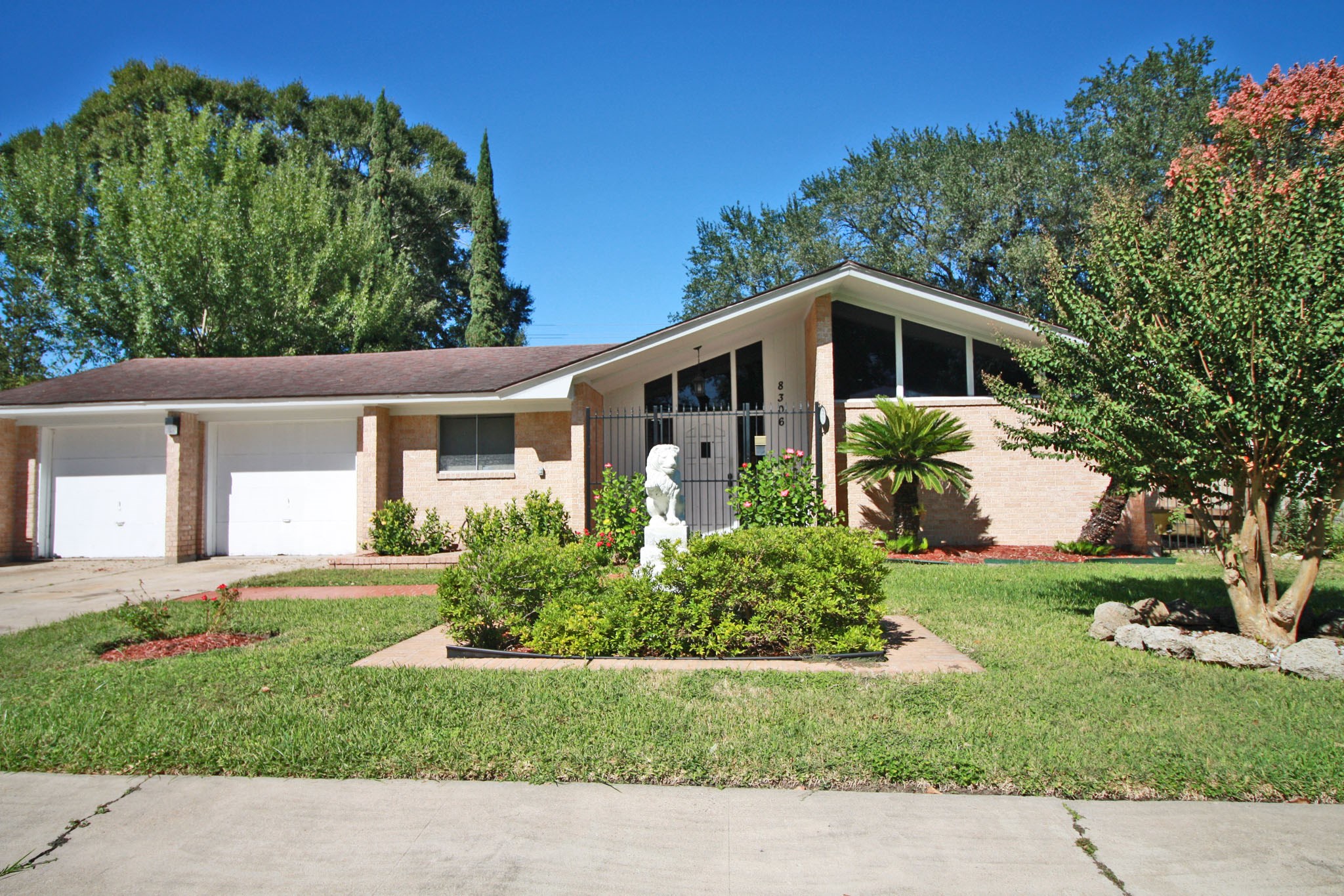 8306 Leader Street Houston TX 77036