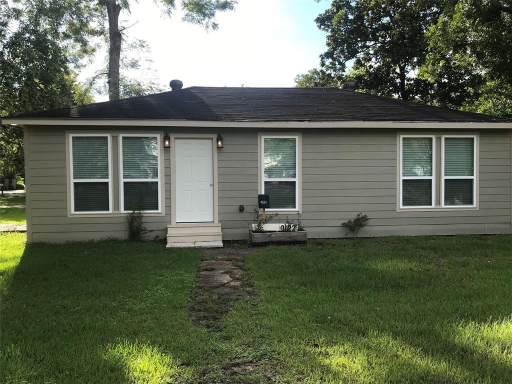 2122 N Grand Boulevard Pearland TX 77581