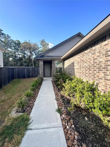 1300 Winding Willow Drive Pinehurst TX 77362