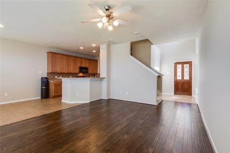 2708 Maybrook Hollow Lane Houston TX 77047