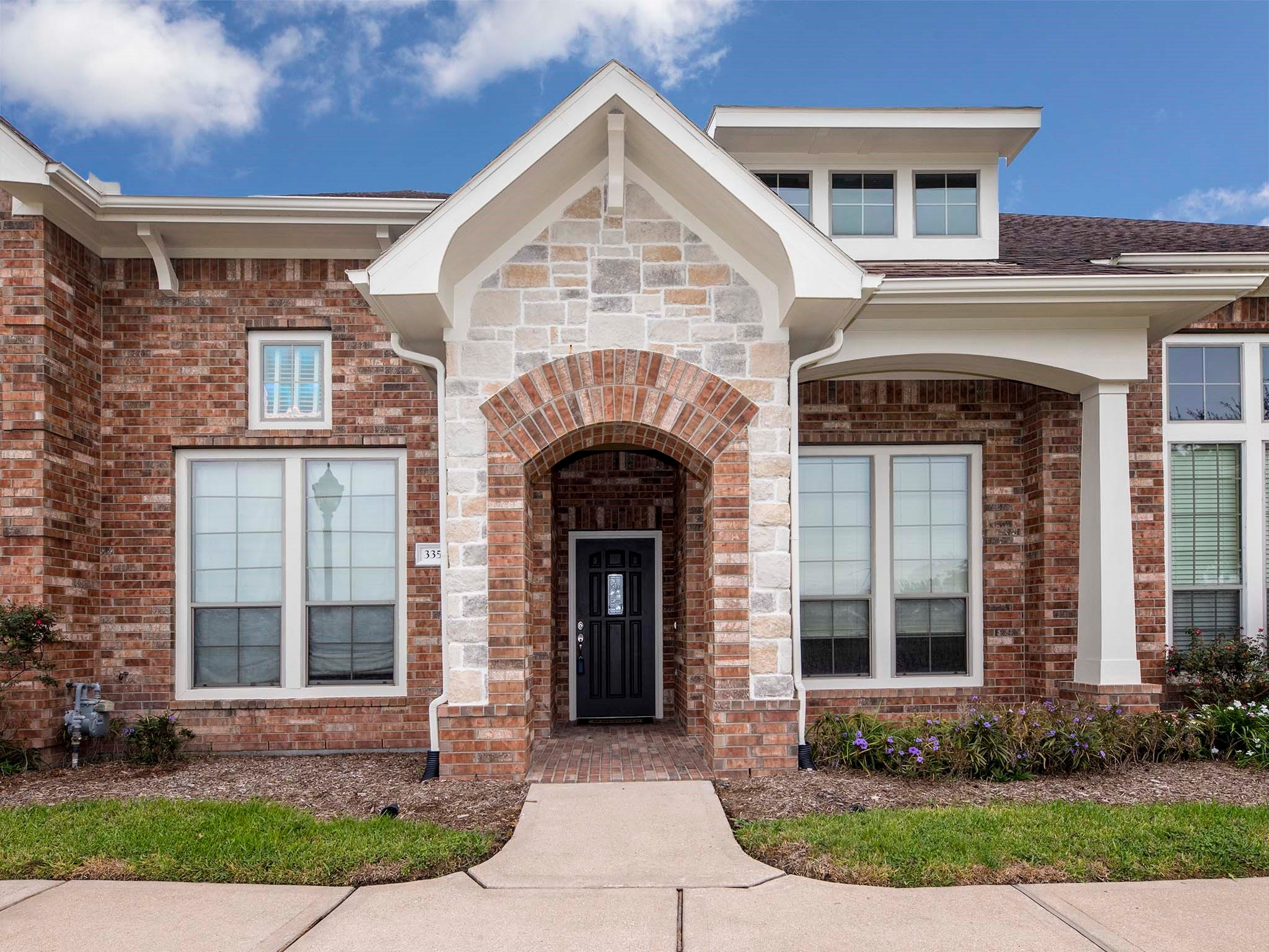 3354 Spring Landing Lane Pearland TX 77584