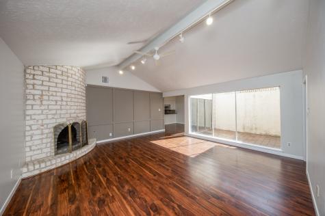 16 T Huxley Lane Missouri City TX 77459