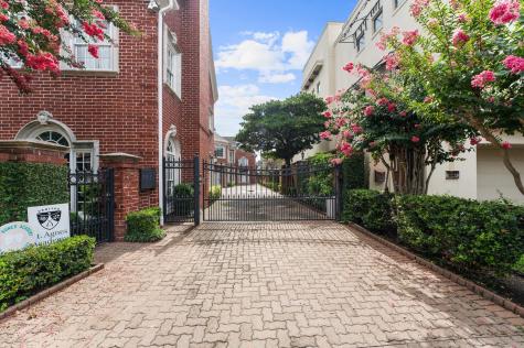 2222 Nantucket Drive B Houston TX 77057