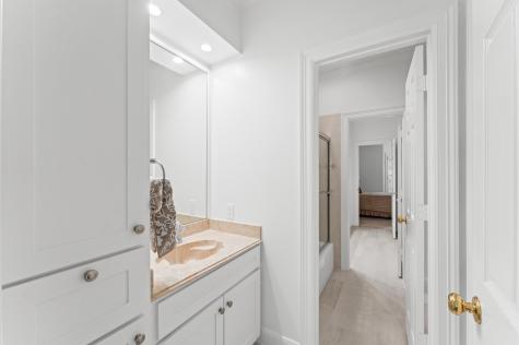 2222 Nantucket Drive B Houston TX 77057