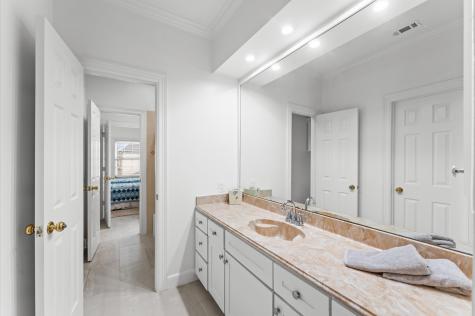2222 Nantucket Drive B Houston TX 77057