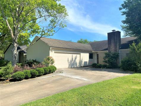 11807 Poplar Creek Drive Houston TX 77077