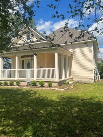 1202 Silliman Street Sealy TX 77474