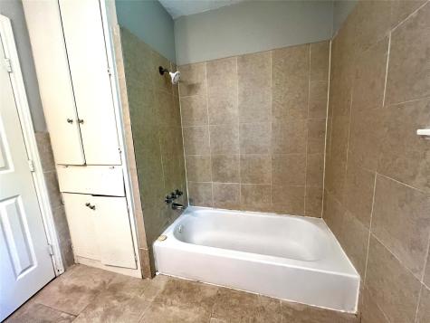 5767 Flamingo Drive Houston TX 77033