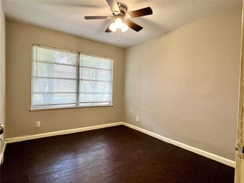 5767 Flamingo Drive Houston TX 77033