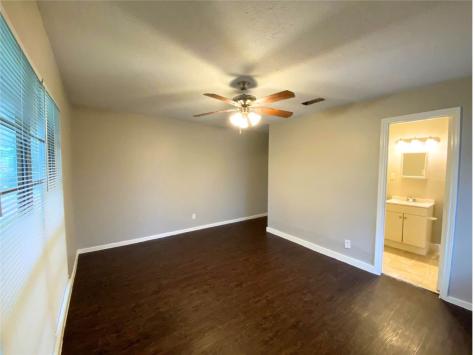 5767 Flamingo Drive Houston TX 77033