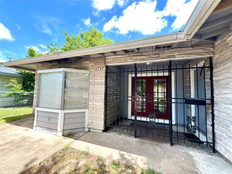 5767 Flamingo Drive Houston TX 77033