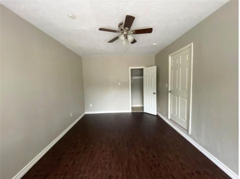 5767 Flamingo Drive Houston TX 77033