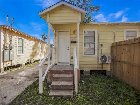 1314 Weiss Street Houston TX 77009