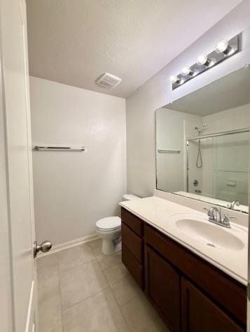 9609 Landon Lake Drive Pearland TX 77584