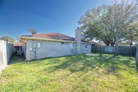 9527 Kingsvalley Street Houston TX 77075