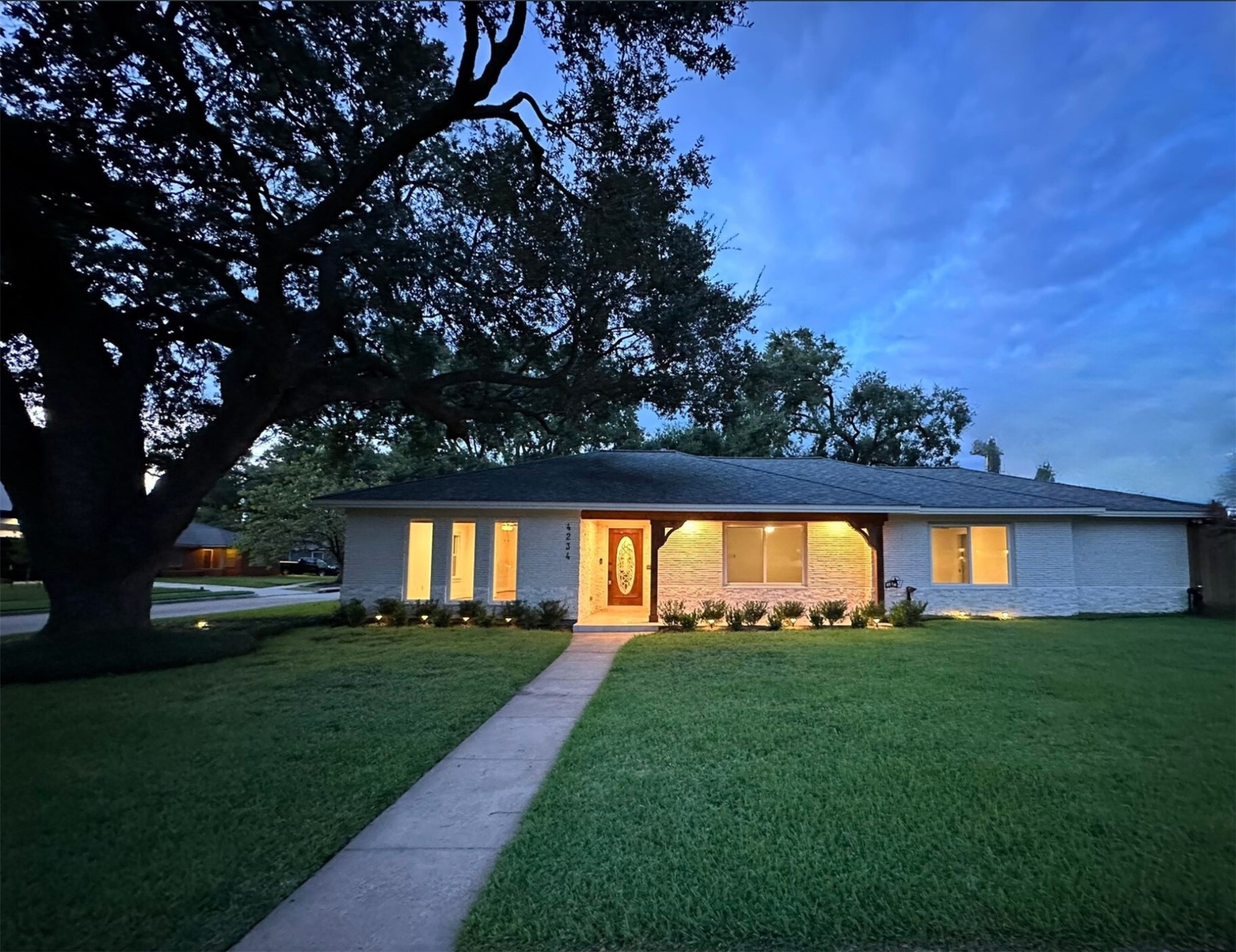 4234 Whitman Street Houston TX 77027