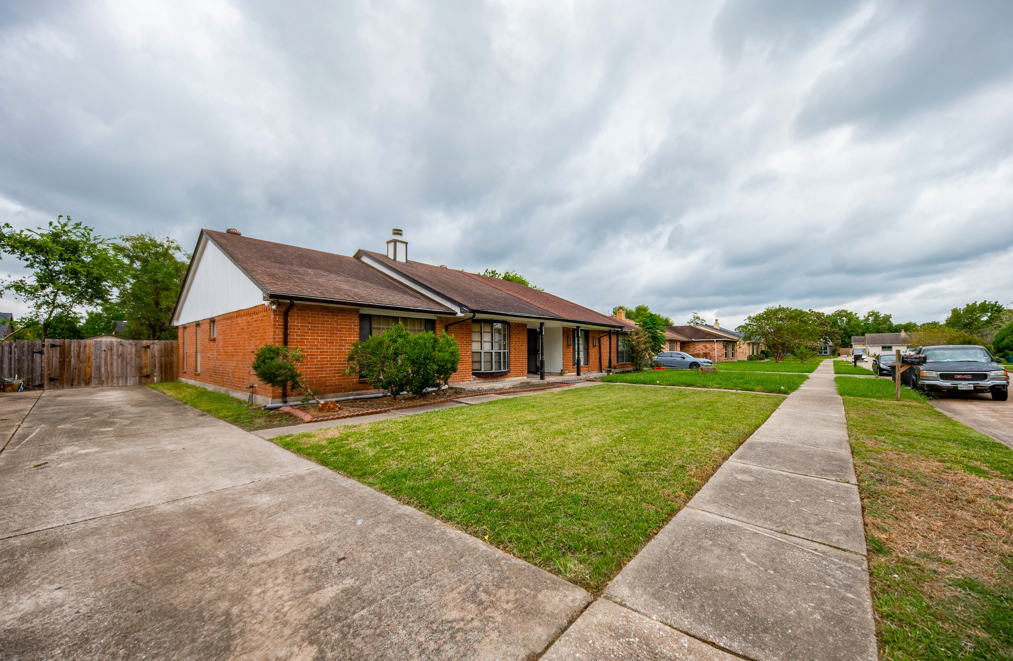 9307 Barrowhollow Drive Houston TX 77083