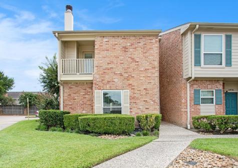 5978 Woodway Place Court Houston TX 77057