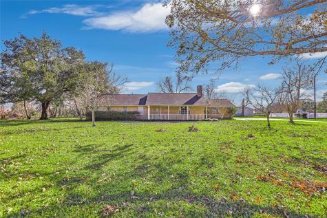 233 Brown Road Dayton TX 77535
