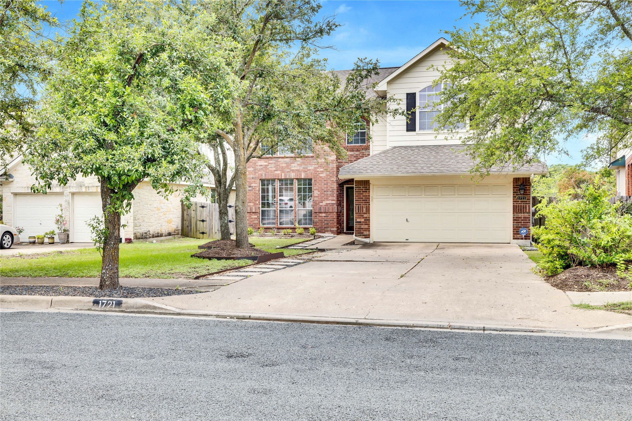 1721 Lynnville Trail Austin TX 78727