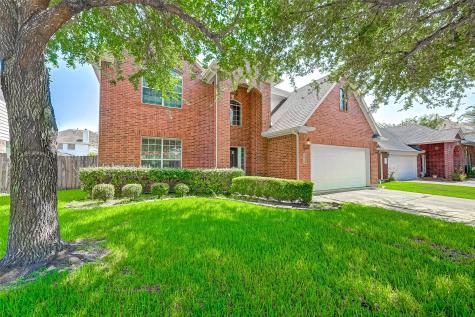 10114 Hidden Falls Drive Pearland TX 77584