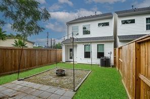 7236 Avenue E Houston TX 77011