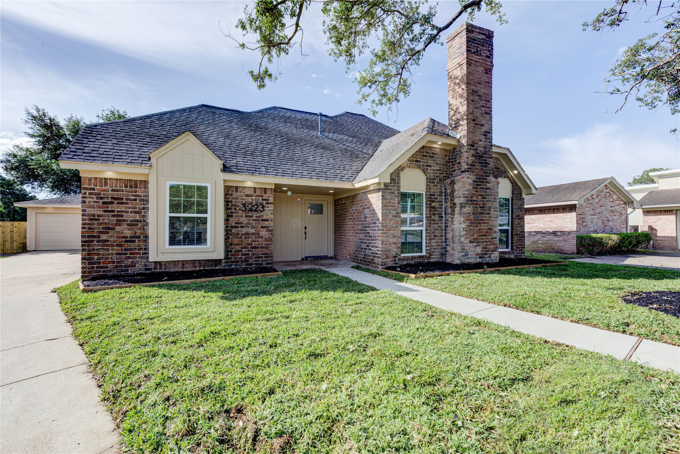 3223 Cherry Hills Drive Missouri City TX 77459