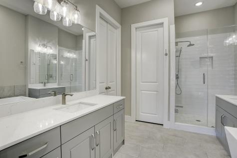 1108 Fowler Street Houston TX 77007