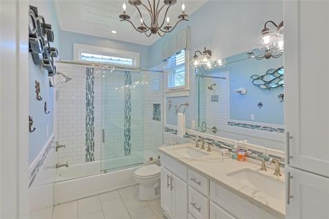 2610 Avenue Q 1/2 Galveston TX 77550