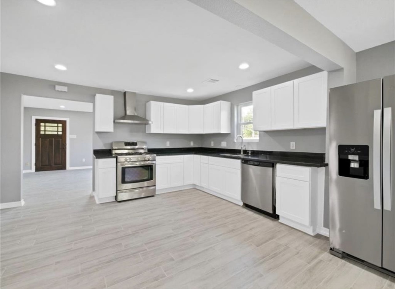 3811 Beggs Street Houston TX 77009