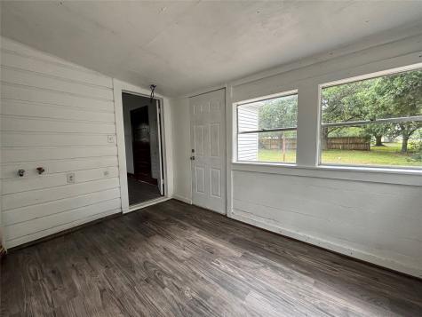 409 Merchant Street El Campo TX 77437