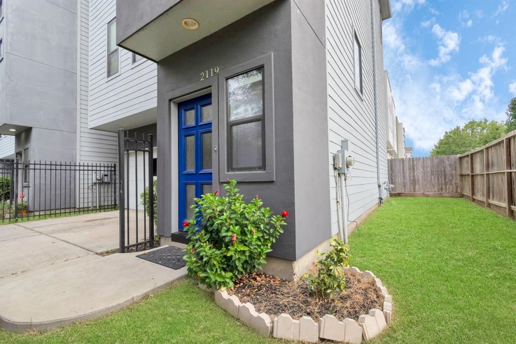2119 Hadley Street Houston TX 77003