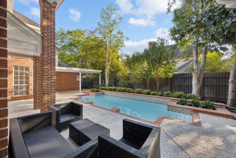 1310 Kelliwood Oaks Drive Katy TX 77450
