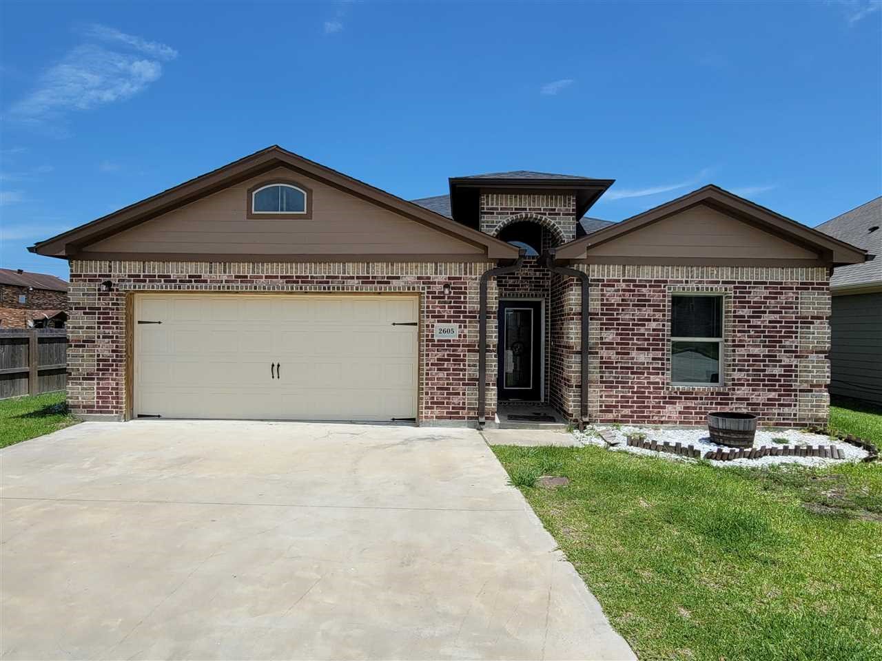 2605 Amber Avenue Groves TX 77619