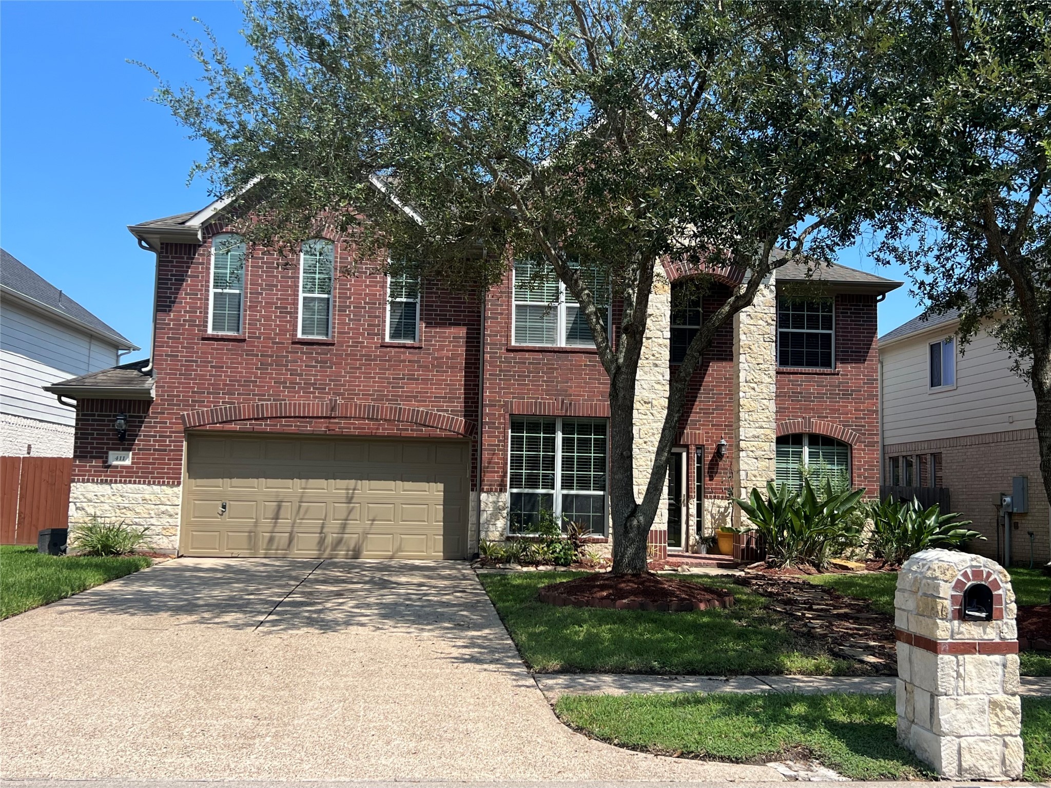 411 White Oak Pointe League City TX 77573