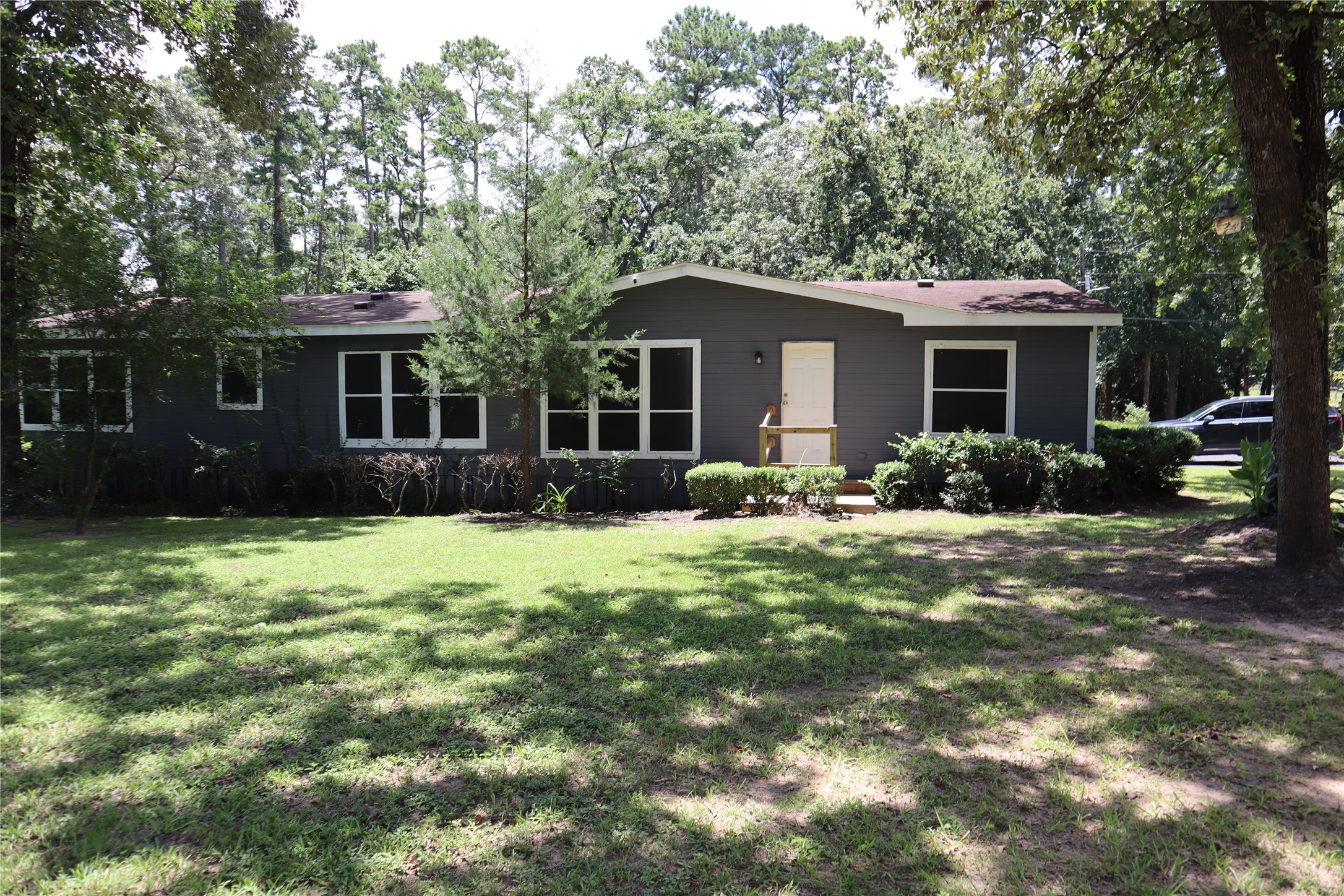 153 Woodway Drive Magnolia TX 77355