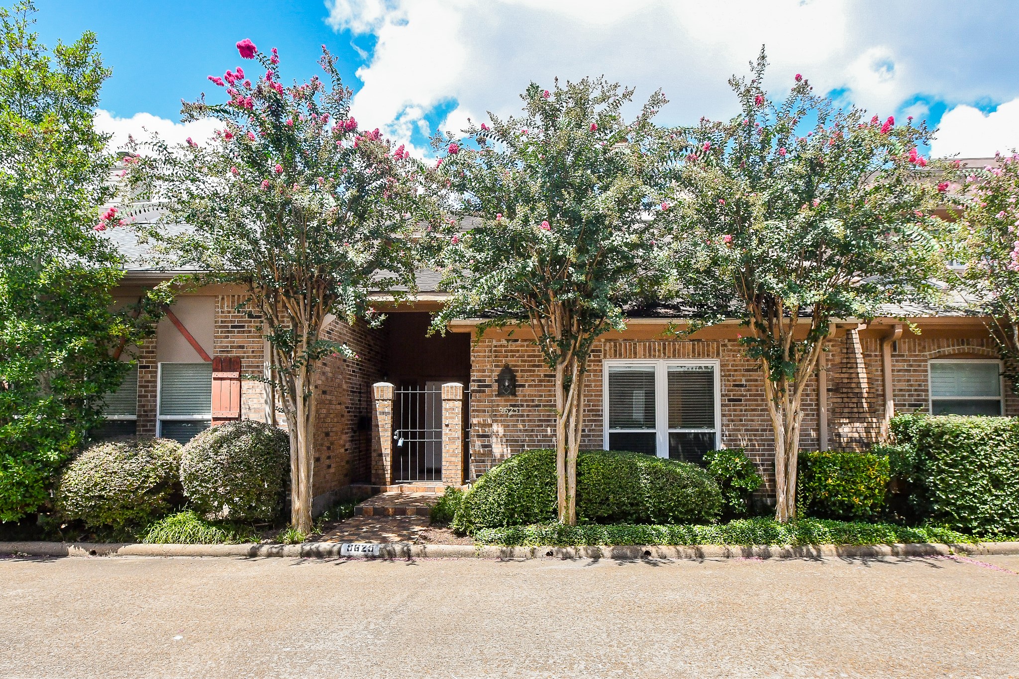 9625 Bayou Brook Street Houston TX 77063