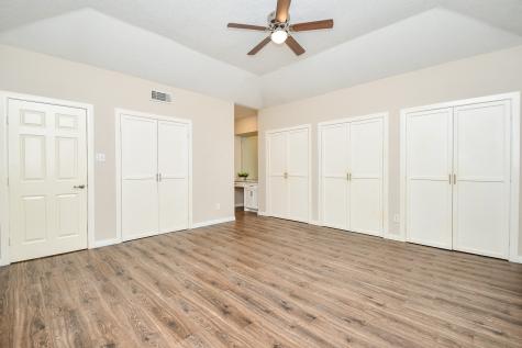 9625 Bayou Brook Street Houston TX 77063