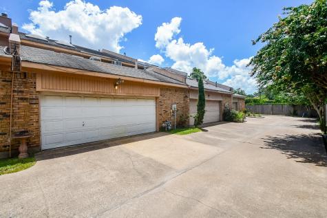 9625 Bayou Brook Street Houston TX 77063