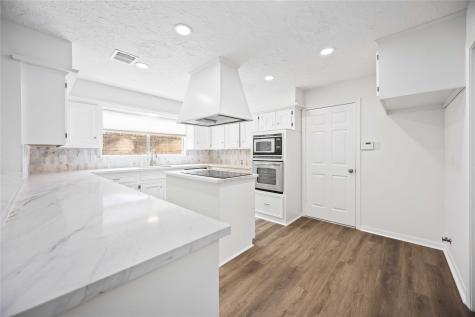 14143 Hillvale Drive Houston TX 77077