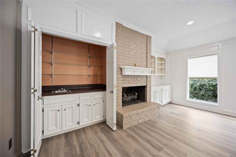 14143 Hillvale Drive Houston TX 77077