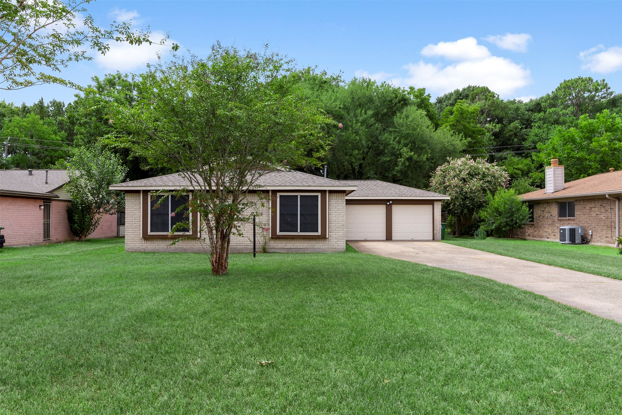947 W Bertrand Street Houston TX 77088