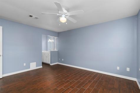 947 W Bertrand Street Houston TX 77088