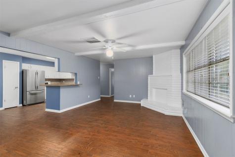 947 W Bertrand Street Houston TX 77088