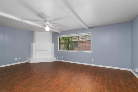 947 W Bertrand Street Houston TX 77088