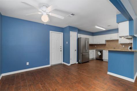 947 W Bertrand Street Houston TX 77088